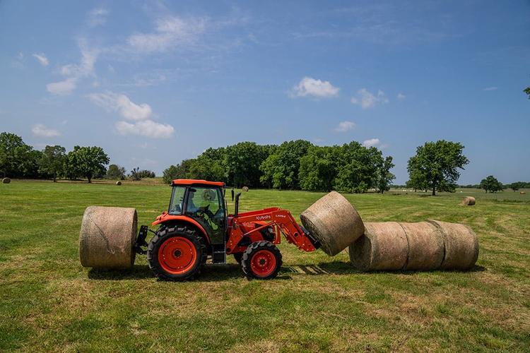 KUBOTA BUILT PERFORMANCE-MATCHED FRONT LOADER